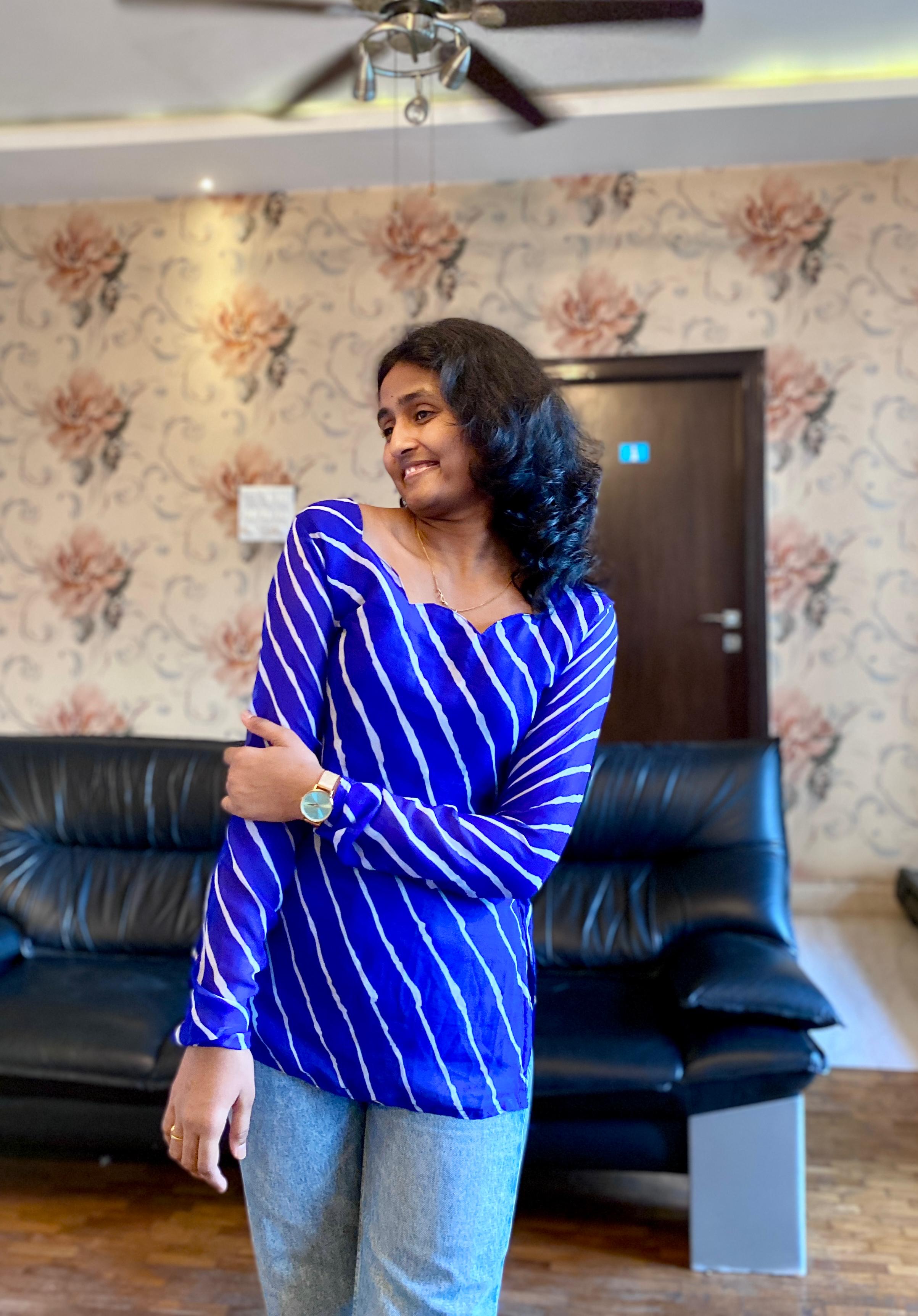 Blue Wave Georgette Short Kurti – Light, Chic & Confident.